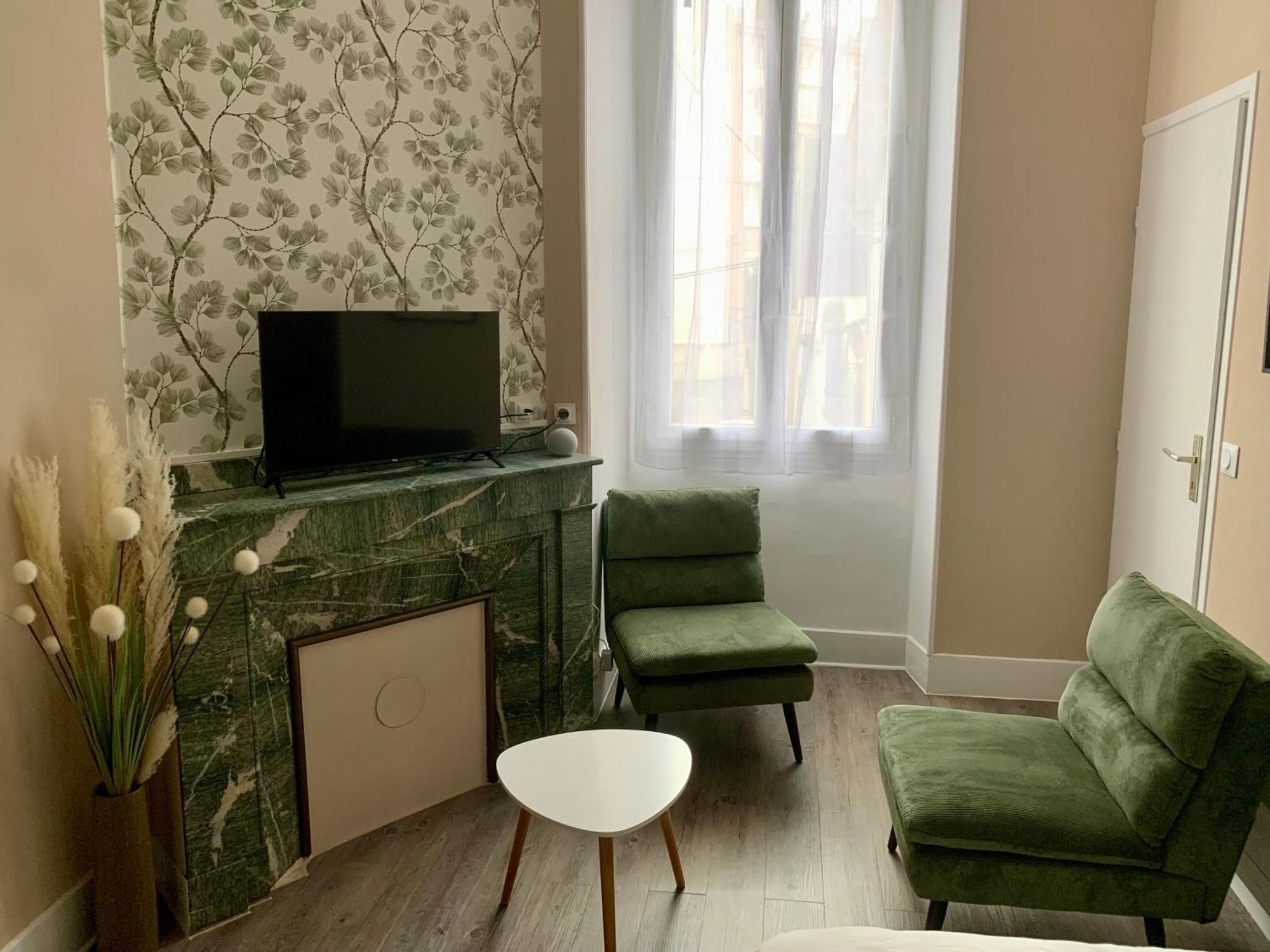 Pyrene Holidays - Heracles - Residence Paisible A 6Mn A Pied Des Thermes Баньер-де-Бигор Экстерьер фото