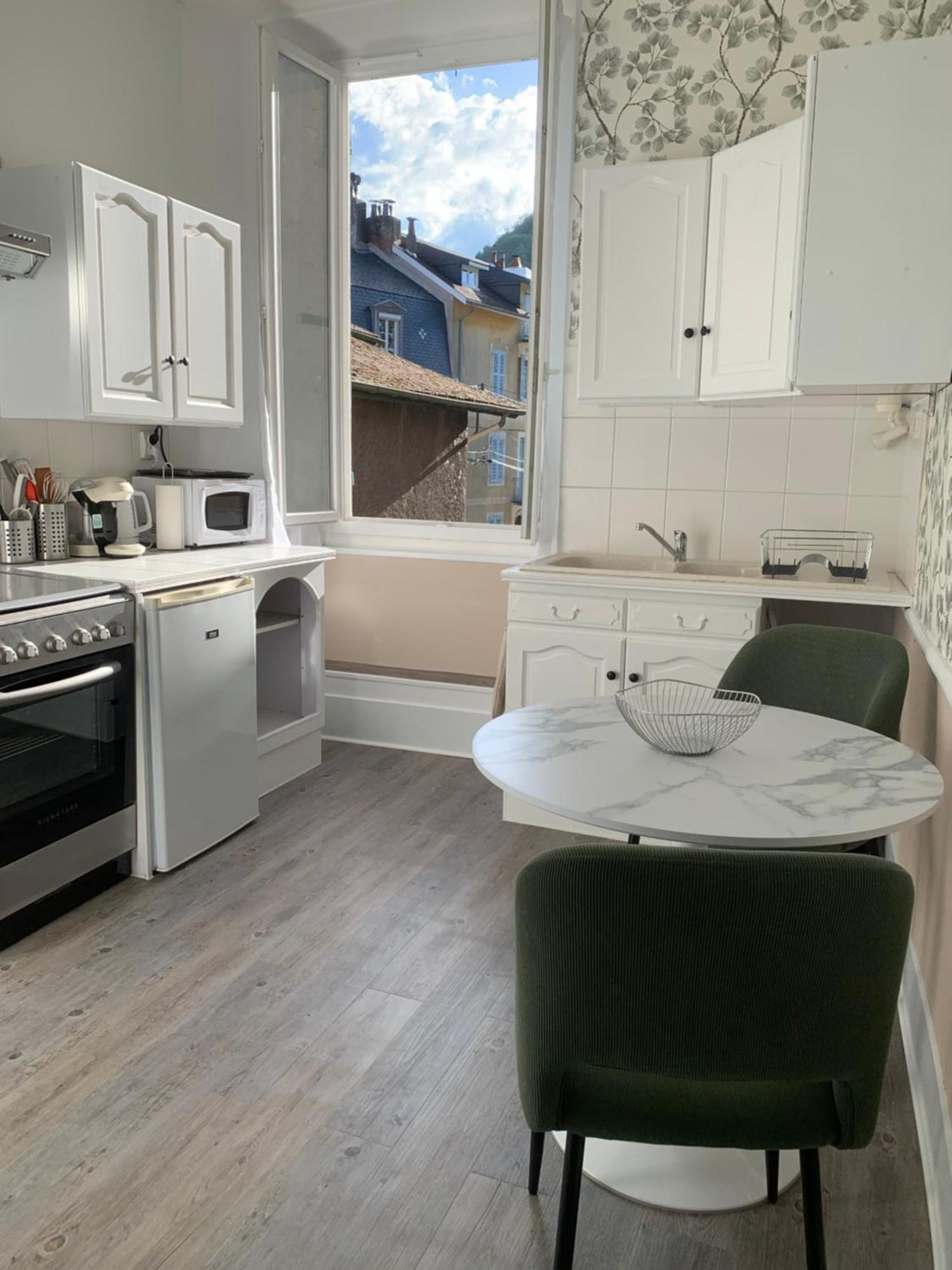 Pyrene Holidays - Heracles - Residence Paisible A 6Mn A Pied Des Thermes Баньер-де-Бигор Экстерьер фото